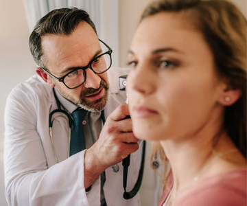 Nez, oreille, gorge, tout est relié chez le médecin ORL